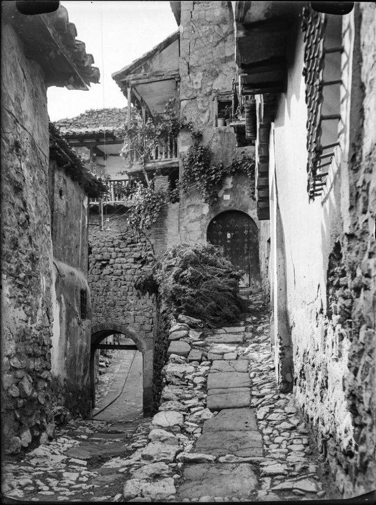 Albarracin. Winkel beim Stadttor [Rincón de Albarracín en la p